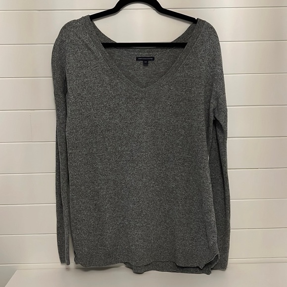 American Eagle Outfitters V-neck sweater - Picture 1 of 6